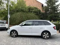 Usado Skoda Fabia Style 95 CV (69 kW) 2018 Blanco Familiar