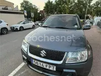 Usado Suzuki Grand Vitara 106 CV (77 kW) 2007 Gris / plata SUV
