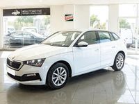Usado Skoda Scala Active 110 CV (80 kW) 2021 Blanco Utilitario