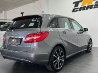 Usado Mercedes B220 170 CV (125 kW) 2014 Marron Monovolumen