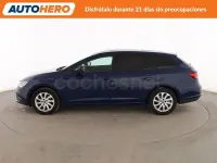 Usado Seat Leon Style 110 CV (80 kW) 2016 Azul Familiar