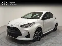 Käytetty Toyota Yaris Hybrid Style 116 HP (85 kW) 2021 Valkoinen Sedan