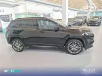 Usado Jeep Compass Summit 131 CV (96 kW) 2024 Negro SUV