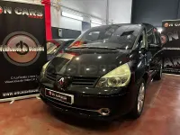 Usado Renault Grand Espace Privilege 175 CV (128 kW) 2008 Negro Monovolumen