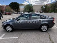 Usado Volvo S40 Kinetic 125 CV (91 kW) 2005 Gris / plata Berlina