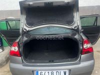 Usado Renault Mégane GrandTour Authentique 115 CV (84 kW) 2005 Gris / plata Familiar