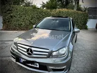 Usado Mercedes C200 136 CV (100 kW) 2012 Gris / plata Berlina