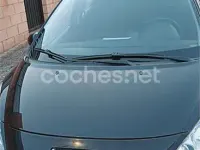 Usado Peugeot 207 92 CV (67 kW) 2010 Negro Familiar
