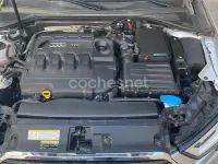 Usado Audi A3 110 CV (80 kW) 2017 Gris / plata Berlina