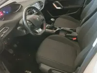 Usado Peugeot 308 Active 130 CV (95 kW) 2021 Blanco