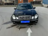Usado Mercedes E200 Avantgarde 122 CV (89 kW) 2006 Negro Berlina