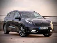 Usado Kia Niro 141 CV (103 kW) 2017 Azul SUV