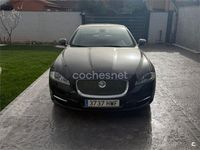Usado Jaguar XJ Luxury 275 CV (202 kW) 2012 Negro Berlina