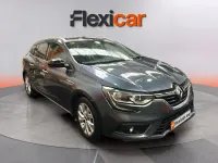 Usado Renault Mégane GrandTour Business 140 CV (102 kW) 2018 Gris Familiar