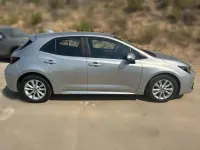 Usado Toyota Corolla Active 140 CV (102 kW) 2024 Gris Utilitario