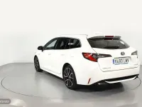 Usado Toyota Corolla Advance 180 CV (132 kW) 2021 Blanco Familiar