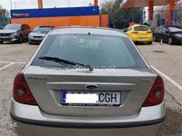 Usado Ford Mondeo Ghia 130 CV (95 kW) 2003 Beige Berlina