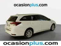 Usado Toyota Auris Active 136 CV (100 kW) 2016 Blanco Familiar