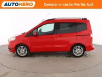 Usado Ford Tourneo Courier Titanium 102 CV (75 kW) 2016 Rojo Monovolumen