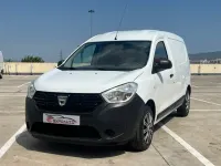 Usado Dacia Dokker Essentiel 90 CV (66 kW) 2019 Blanco Monovolumen