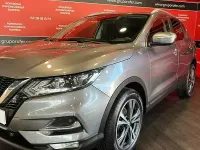 Usado Nissan Qashqai N-Connecta 116 CV (85 kW) 2018 Skyline grey (metalizado) SUV