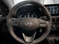 Usado Hyundai i10 67 CV (49 kW) 2024 Gris / plata Utilitario