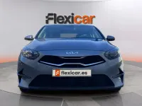 Usado Kia Ceed 136 CV (100 kW) 2023 Gris Utilitario