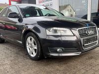 Usado Audi A3 Attraction 105 CV (77 kW) 2009 Negro Utilitario