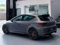 Usado Seat Leon CUPRA 300 CV (220 kW) 2018 Gris / plata Berlina