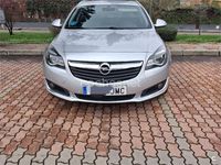 Usado Opel Insignia Business 136 CV (100 kW) 2016 Gris / plata Familiar