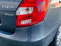 Usado Skoda Fabia Family 86 CV (63 kW) 2014 Gris / plata Berlina