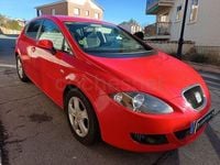 Usado Seat Leon Ecomotive 105 CV (77 kW) 2008 Rojo Utilitario