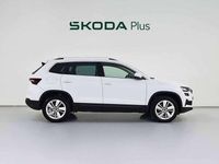 Usado Skoda Karoq Selection 150 CV (110 kW) 2025 Blanco SUV