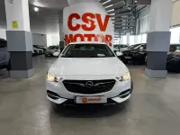 Usado Opel Insignia Edition 136 CV (100 kW) 2020 Blanco Utilitario