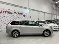 Usado Ford Focus Trend 109 CV (80 kW) 2009 Gris / plata Familiar