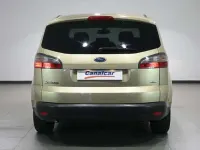 Usado Ford S-MAX Titanium 140 CV (102 kW) 2007 Amarillo Monovolumen