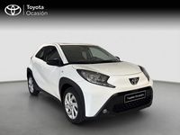Usado Toyota Aygo X Play 72 CV (52 kW) 2024 Blanco SUV