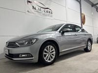 Usado VW Passat Advance 150 CV (110 kW) 2019 Gris / plata Berlina