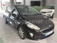Usado Ford Fiesta Trend 85 CV (62 kW) 2018 Negro Utilitario