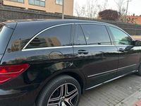 Usado Mercedes R320 224 CV (164 kW) 2009 Negro Monovolumen