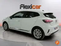 Usado Renault Clio Evolution 100 CV (73 kW) 2024 Blanco Utilitario