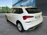 Usado Skoda Kamiq Ambition 110 CV (80 kW) 2022 Blanco SUV