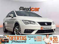 Usado Seat Leon Style 130 CV (95 kW) 2019 Blanco