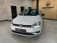 Usado VW Golf VII Advance 110 CV (80 kW) 2017 Gris / plata Familiar