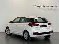 Usado Hyundai i20 100 CV (73 kW) 2020 Blanco Berlina