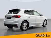 Usado Skoda Fabia Selection 115 CV (84 kW) 2025 Blanco Berlina