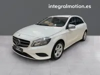 Usado Mercedes A180 Urban 122 CV (89 kW) 2014 Blanco Utilitario