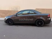 Usado VW Eos 122 CV (89 kW) 2015 Marrón Descapotable