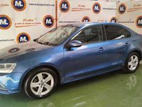 Usado VW Jetta Advance 110 CV (80 kW) 2014 Azul Berlina
