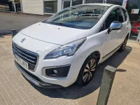 Usado Peugeot 3008 Allure 150 CV (110 kW) 2015 Blanco Familiar